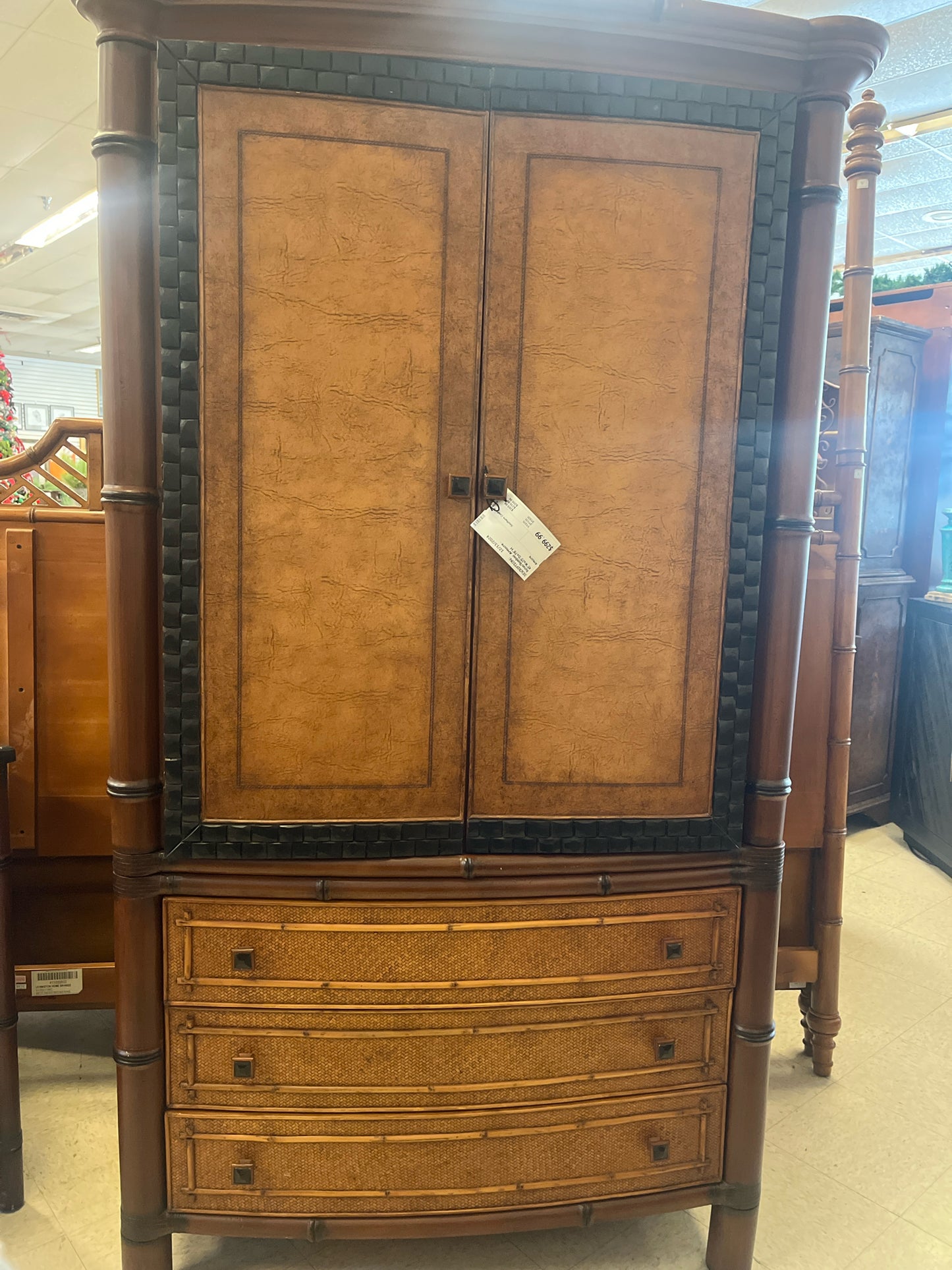 Armoire