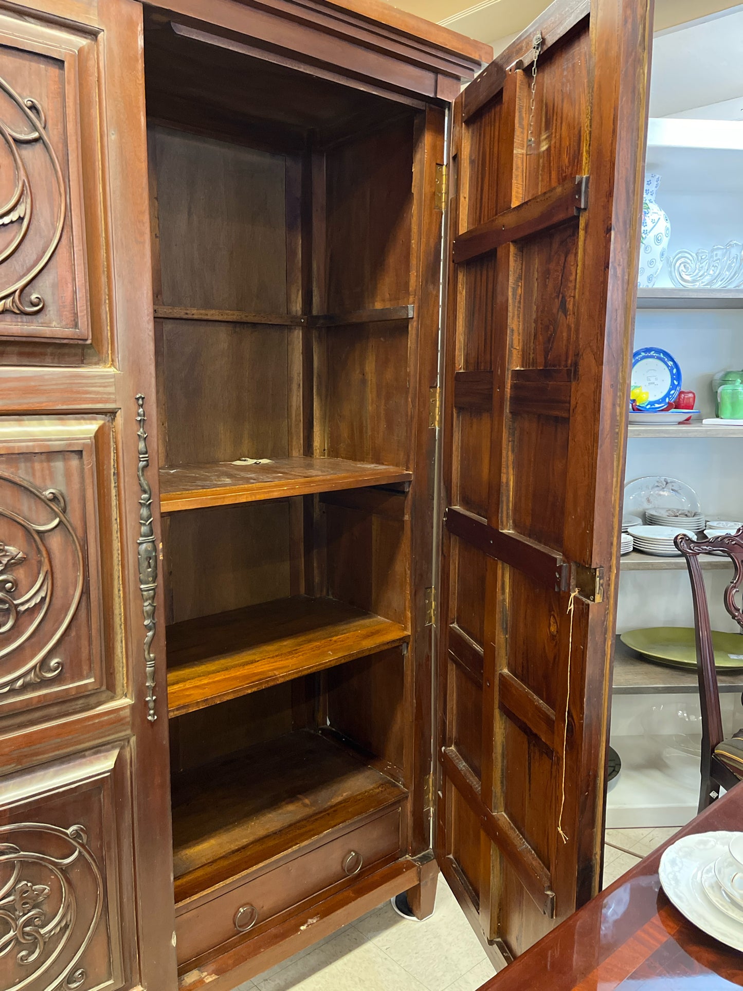 Armoire