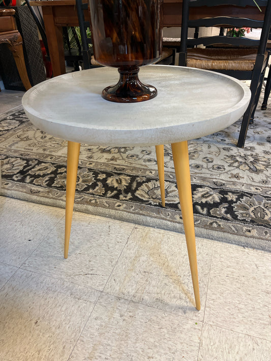 Accent Table