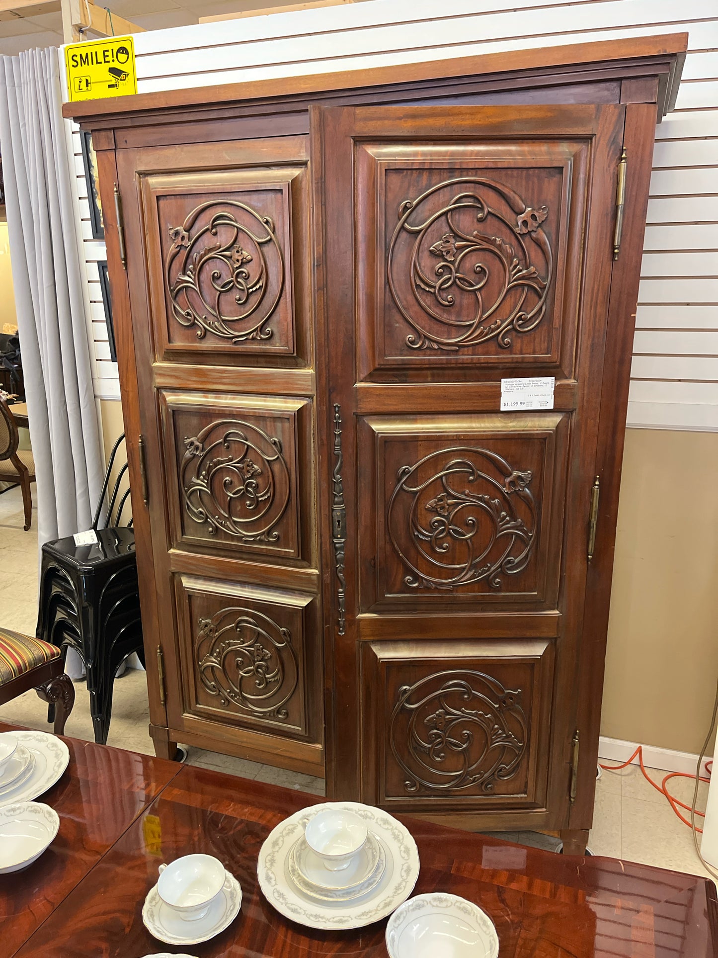 Armoire